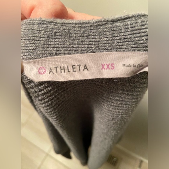 ❤️4 for $25❤️Athleta cardigan xxs - Picture 2 of 2